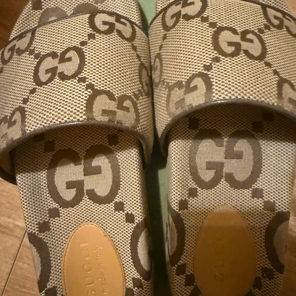 Gucci slides - Picture 4 of 4